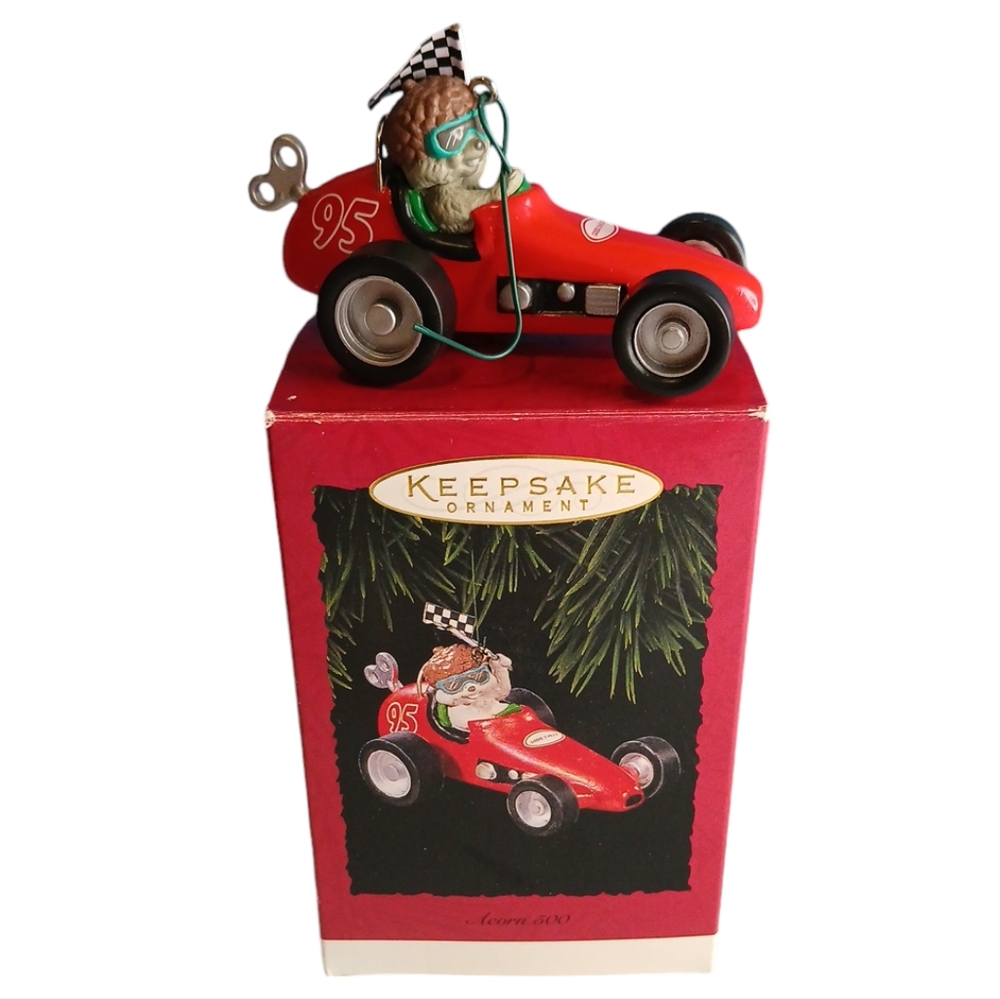 Hallmark Acorn 500 Retired Keepsake‎ Ornament